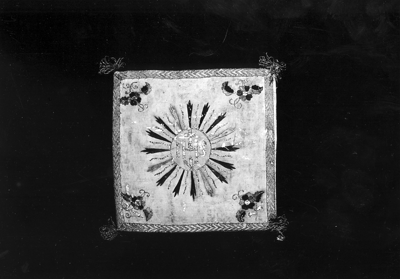 paramento liturgico, insieme - manifattura napoletana (fine/inizio secc. XVIII/ XIX)