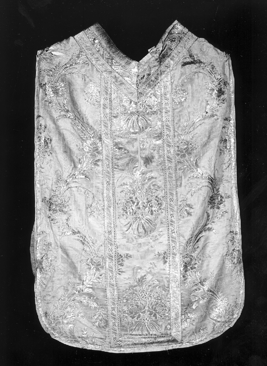 pianeta, elemento d'insieme - manifattura napoletana (metà sec. XVIII)