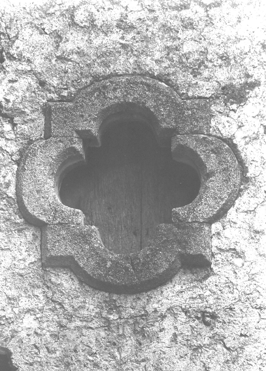 finestra, opera isolata - bottega calabrese (prima metà sec. XVIII)