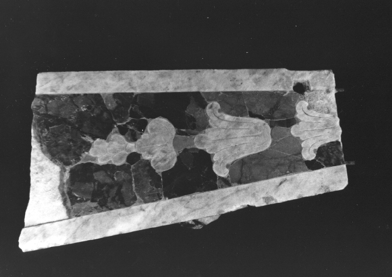 fonte battesimale, frammento - bottega Italia meridionale (sec. XVIII)