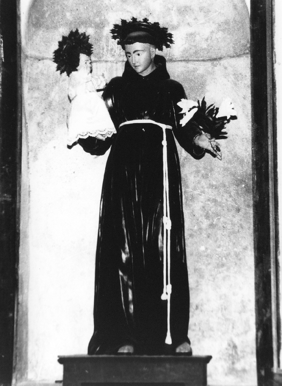 Sant'Antonio da Padova con il bambino (statua, opera isolata) - bottega Italia meridionale (sec. XIX)