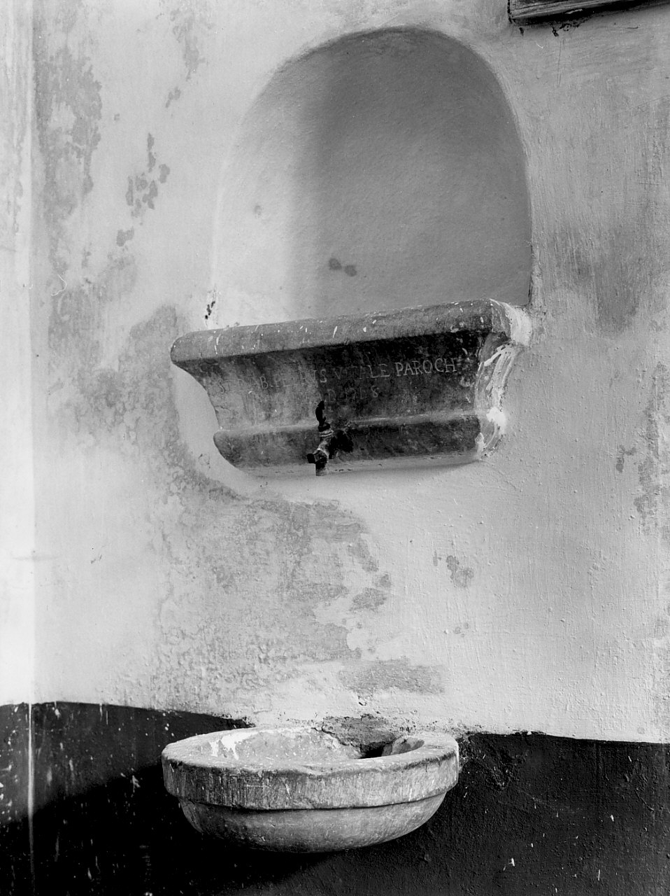 mensola, opera isolata - bottega calabrese (sec. XVIII)