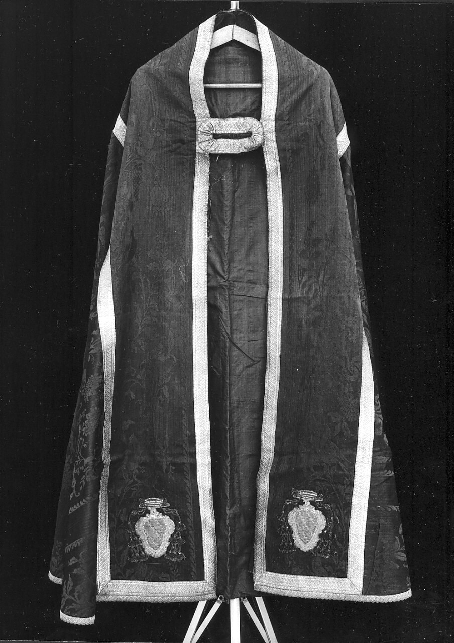 piviale, elemento d'insieme - manifattura calabrese (fine/inizio secc. XVIII/ XIX)