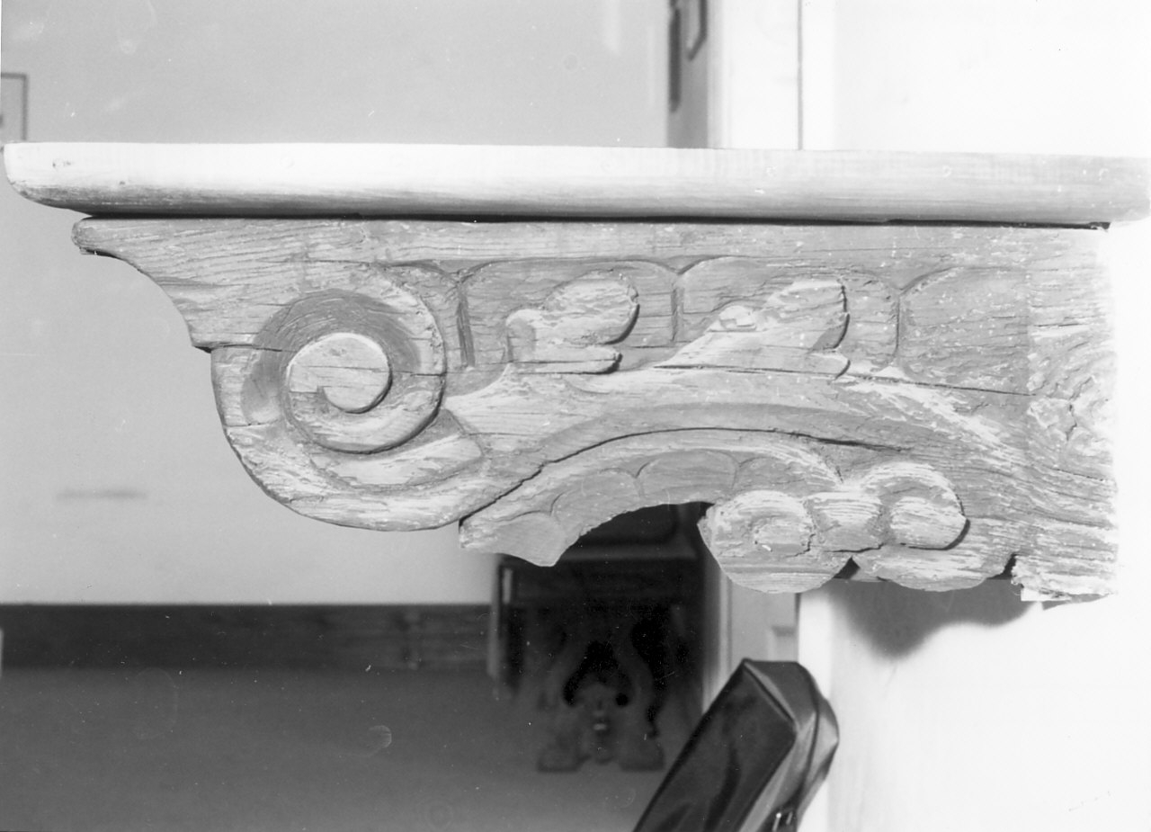 sostegno - bottega Italia meridionale (sec. XVII)