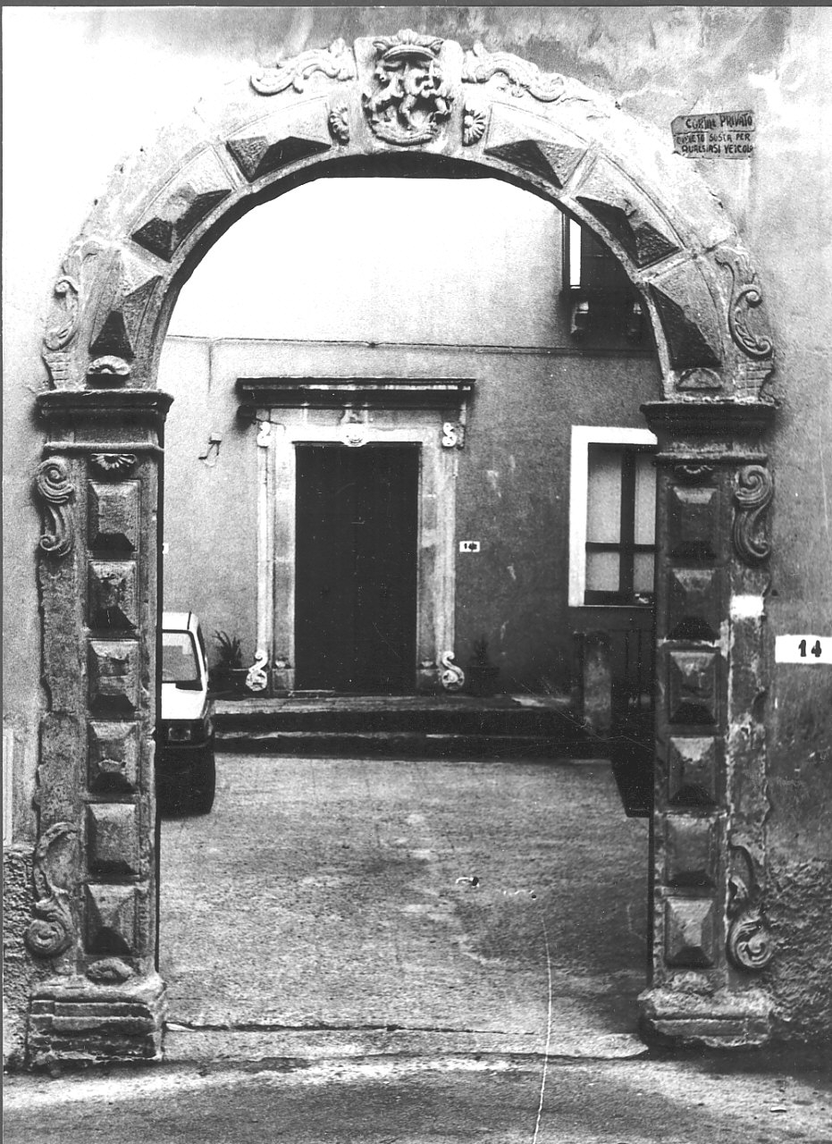 portale, opera isolata - bottega calabrese (inizio sec. XIX)