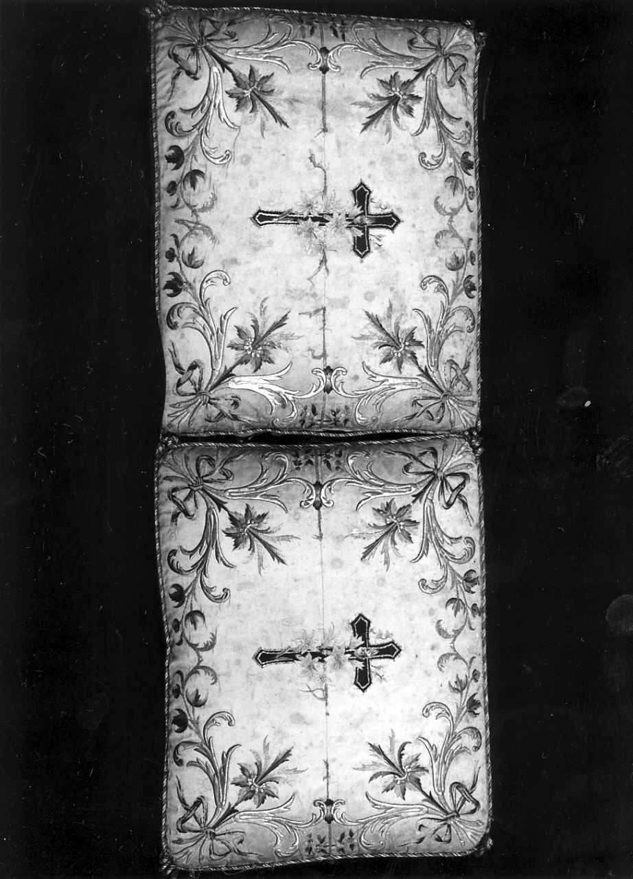 cuscino, serie - manifattura Italia meridionale (fine sec. XIX)