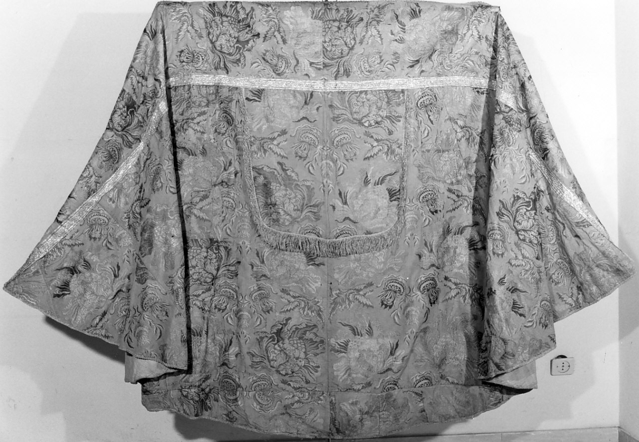 piviale, opera isolata - manifattura Italia meridionale (fine sec. XVIII)