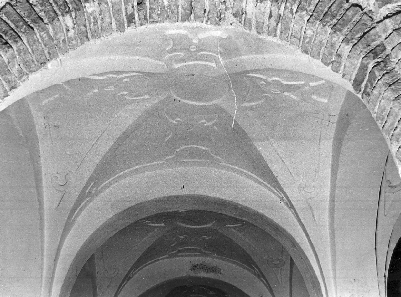 decorazione plastico-architettonica, opera isolata - bottega Italia meridionale (sec. XVII)