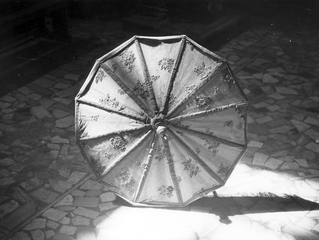 ombrellino processionale - manifattura Italia meridionale (fine sec. XVIII)