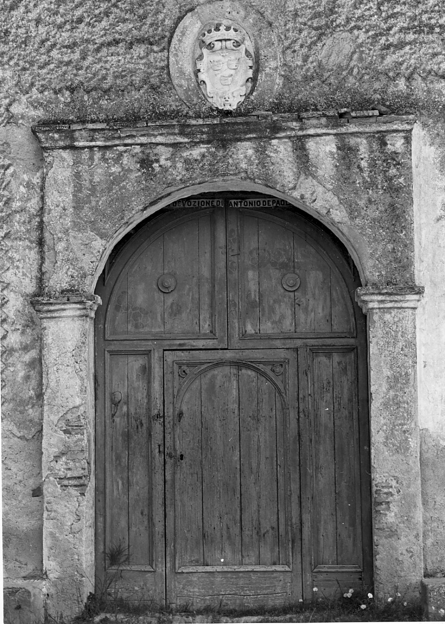 portale, elemento d'insieme - bottega Italia meridionale (sec. XVI)