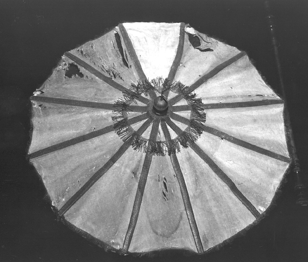 ombrellino processionale, opera isolata - manifattura Italia meridionale (fine sec. XIX)