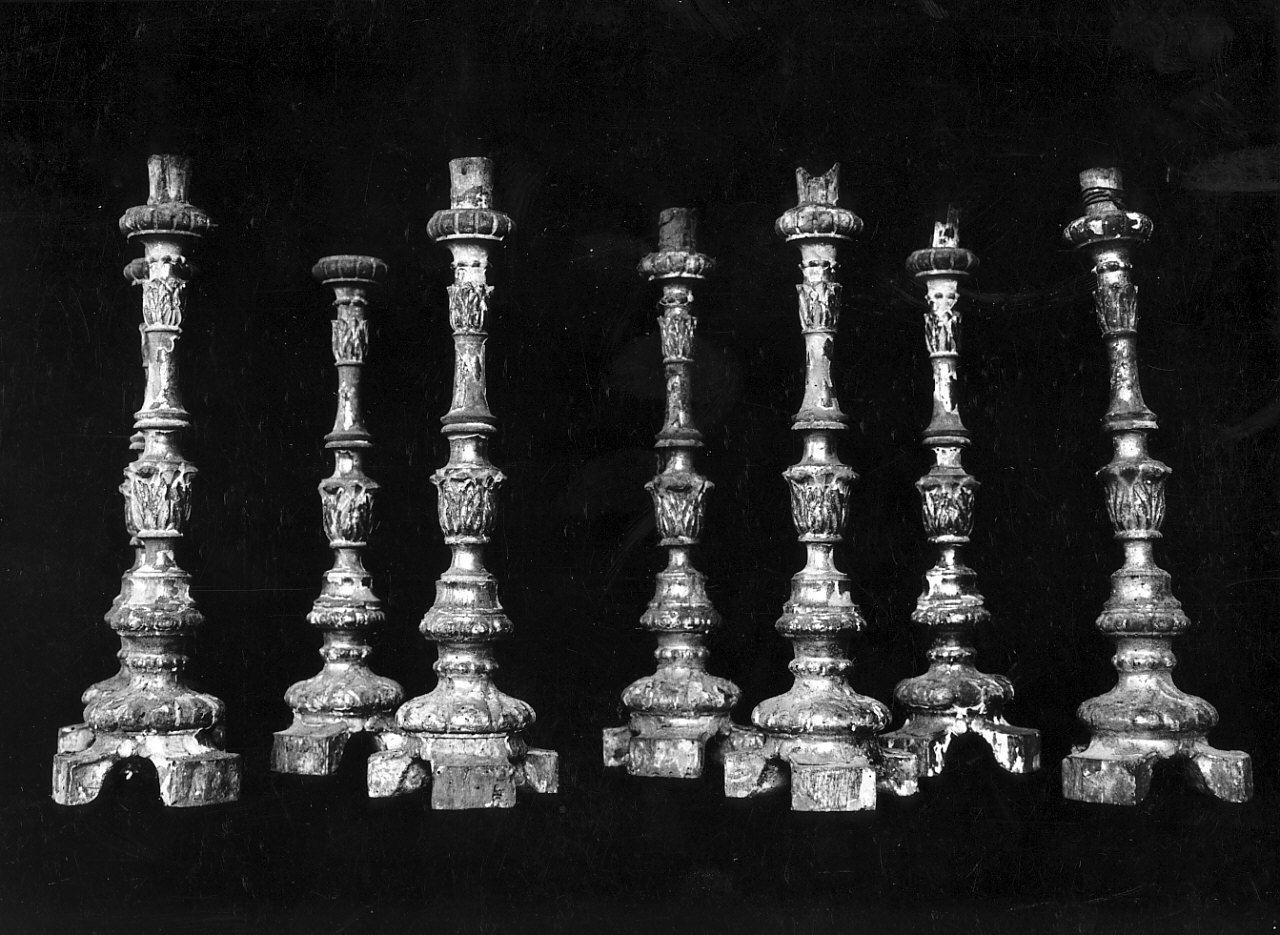 candeliere, serie - bottega Italia meridionale (sec. XIX)