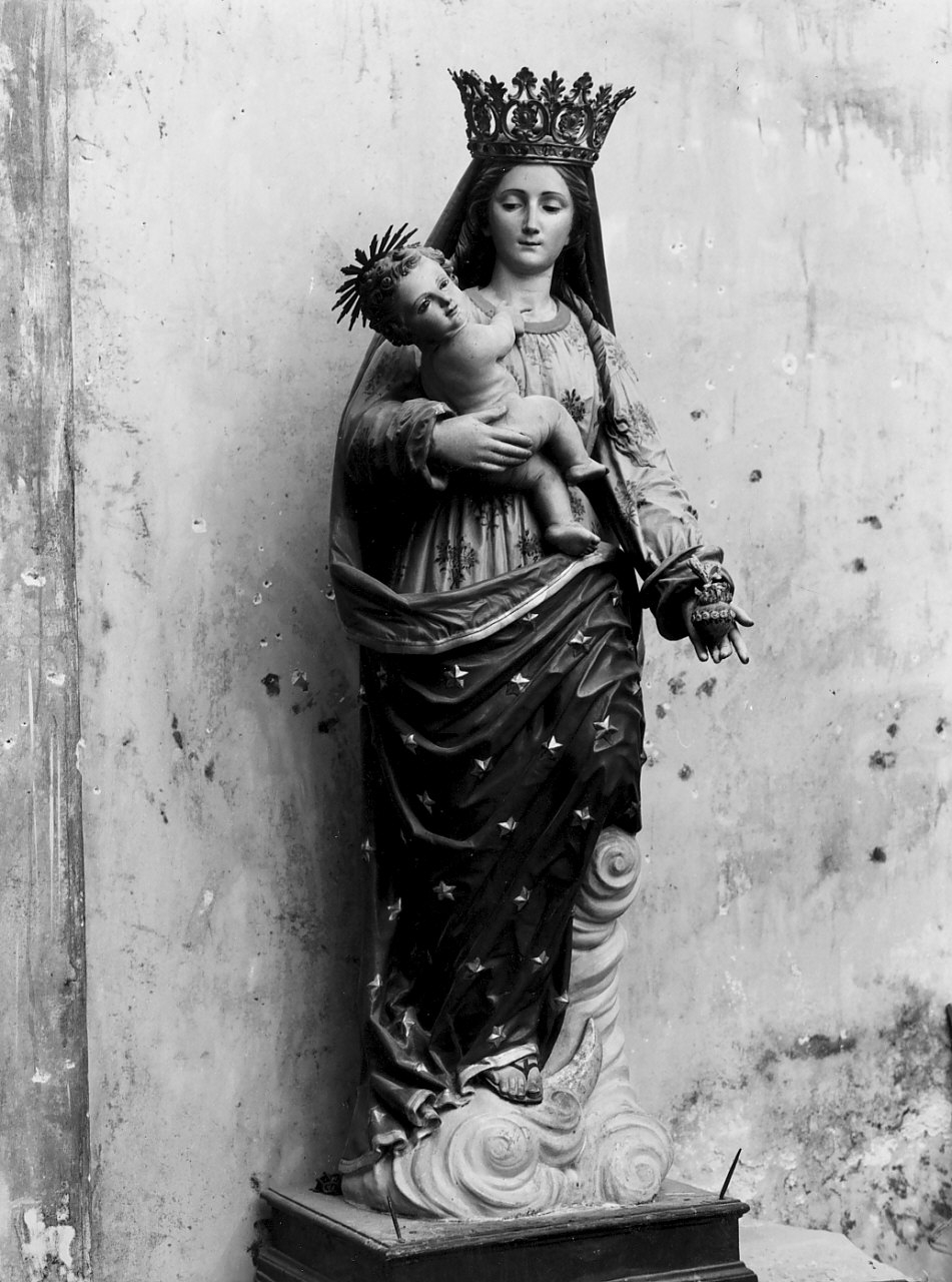 Madonna con Bambino (statua, opera isolata) - bottega calabrese (sec. XVIII)