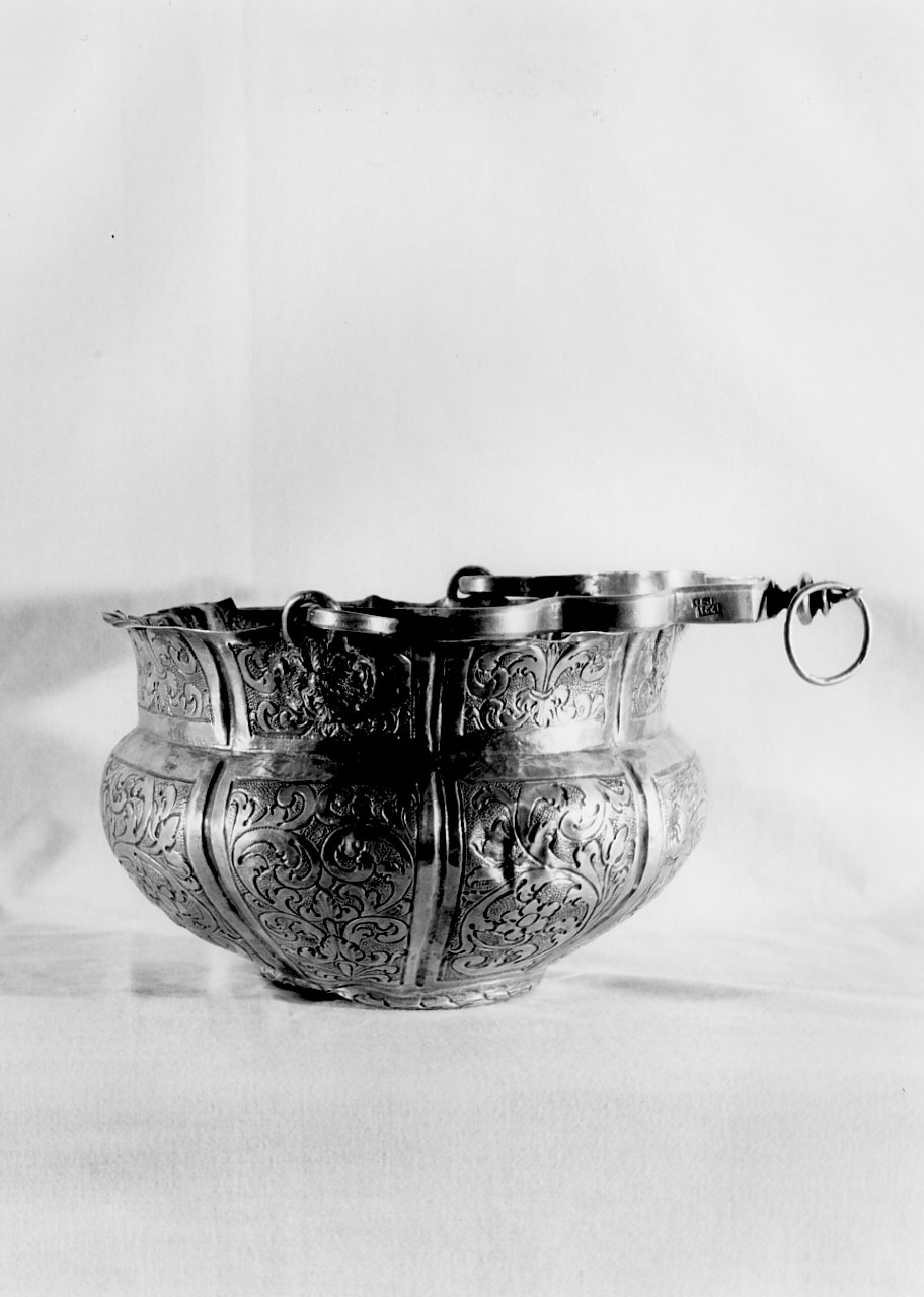 secchiello per l'acqua benedetta, opera isolata - bottega messinese (sec. XVIII)