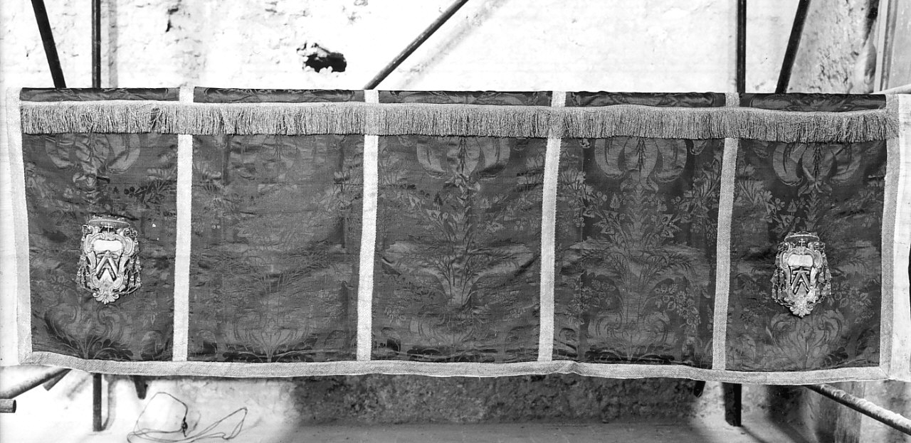 paliotto, opera isolata - manifattura calabrese (sec. XVIII)