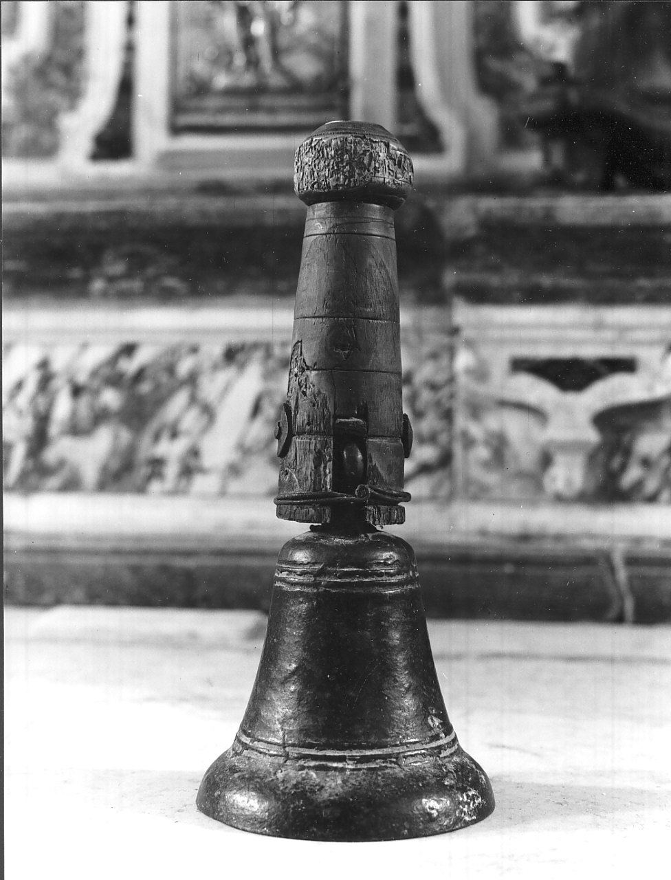 campanello d'altare, opera isolata - bottega calabrese (sec. XVIII)