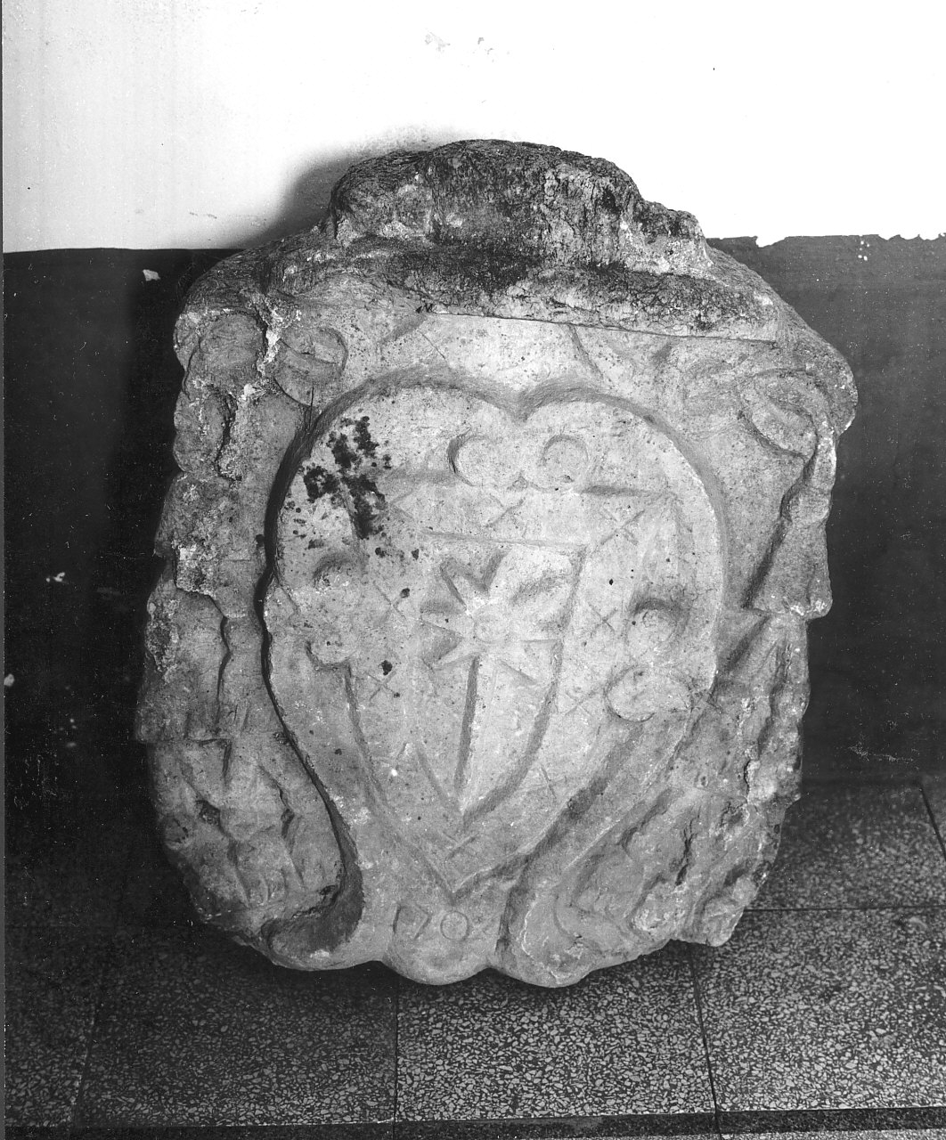 stemmario, opera isolata - bottega calabrese (fine/inizio secc. XVII/ XVIII)