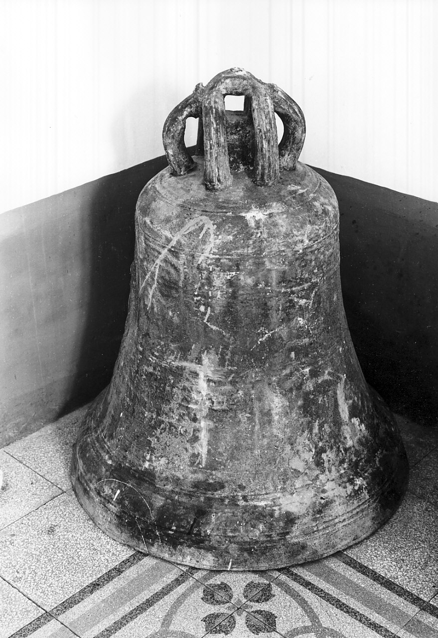 campana, opera isolata - bottega calabrese (sec. XVI)