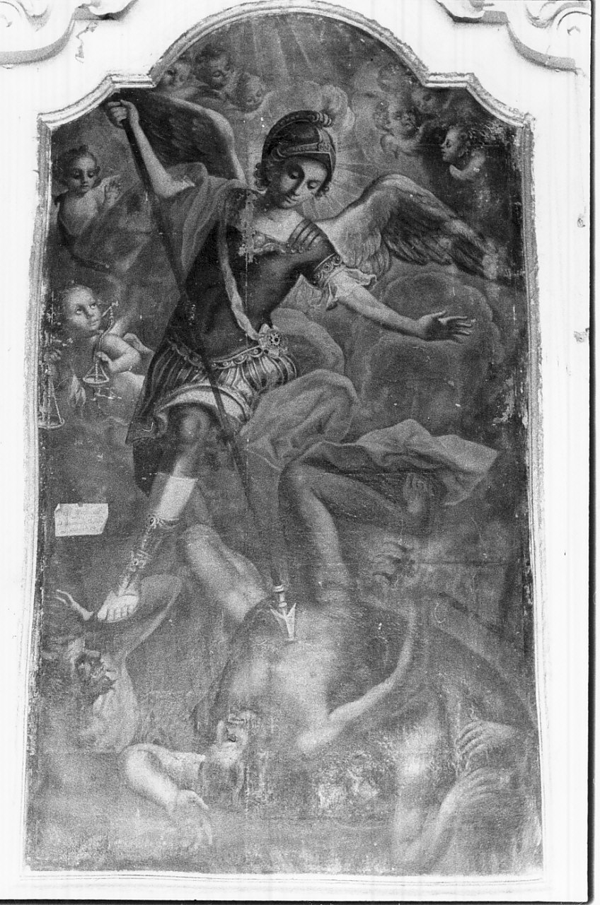 San Michele Arcangelo combatte Satana (dipinto, opera isolata) di Oranges Domenico (prima metà sec. XVIII)