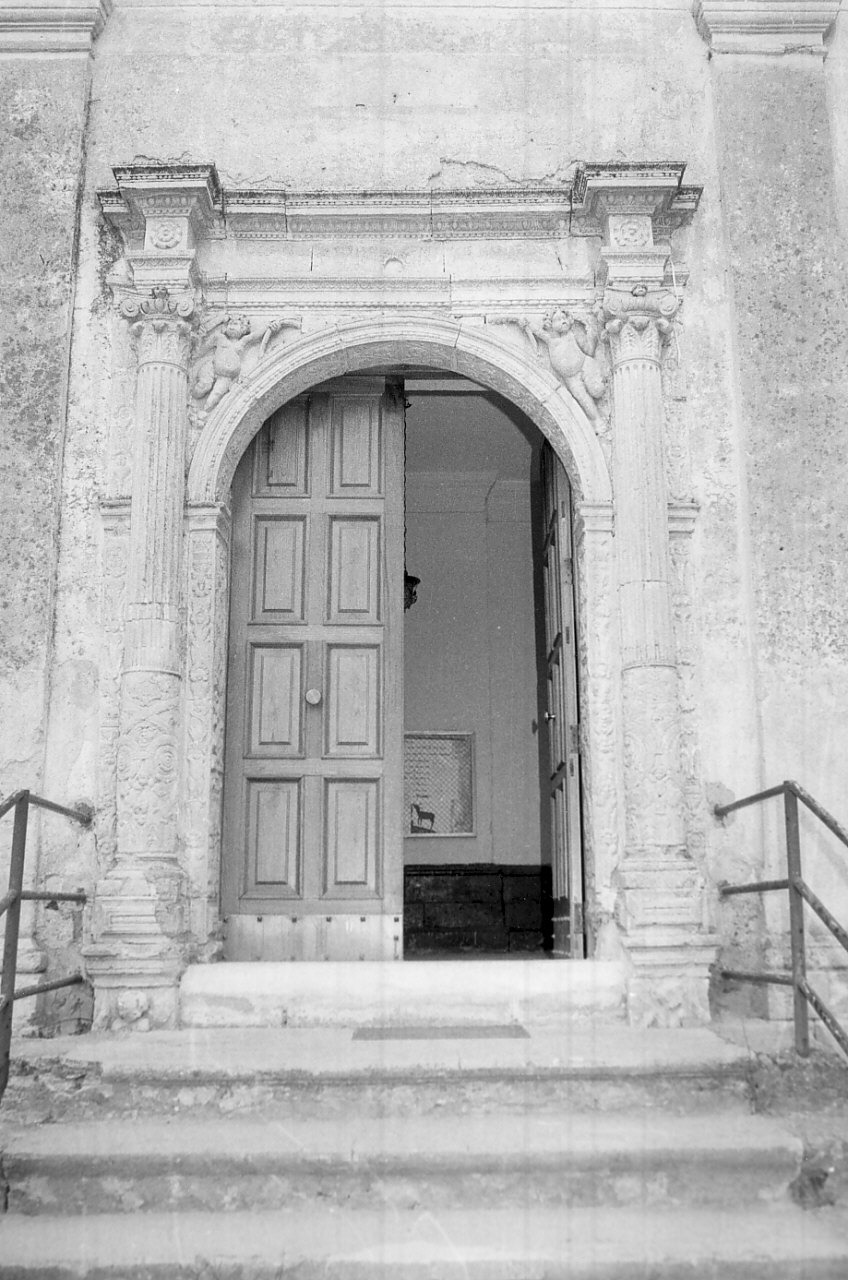 portale, opera isolata - bottega calabrese (fine/inizio secc. XVII/ XVIII)