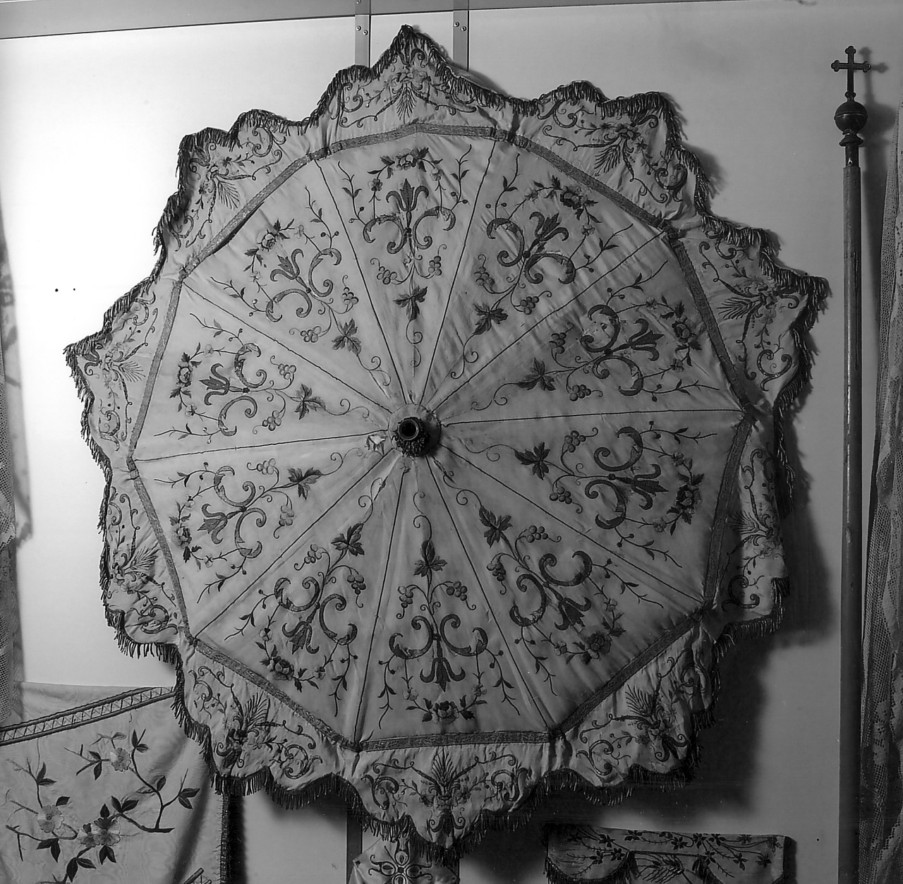 ombrellino processionale, opera isolata - manifattura Italia meridionale (sec. XIX)