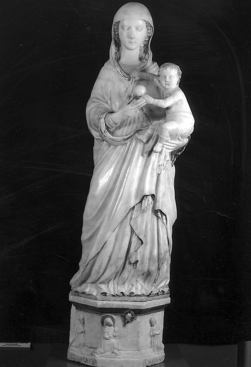 Madonna delle Grazie, Madonna con Bambino (statua, opera isolata) di Gagini Domenico (seconda metà sec. XV)