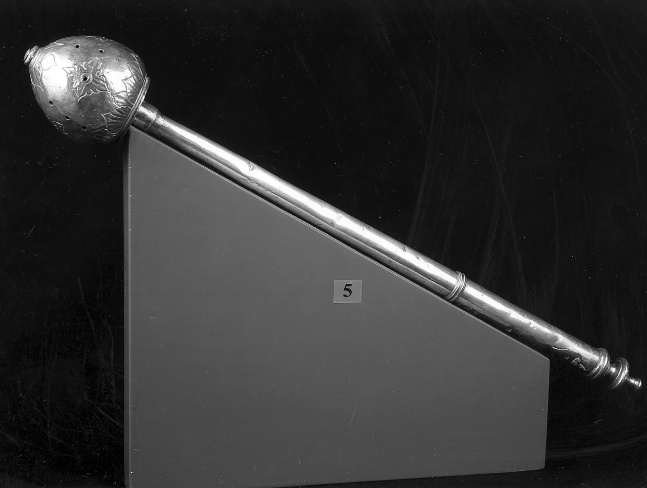 aspersorio, opera isolata di De Angelis Gaspare (sec. XIX)