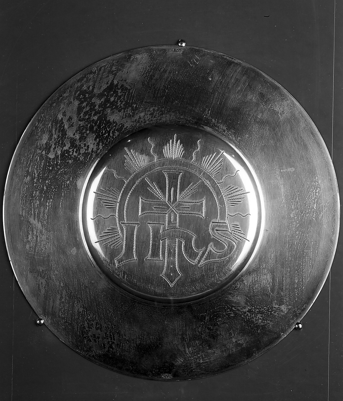 patena, opera isolata - bottega Italia meridionale (sec. XX)