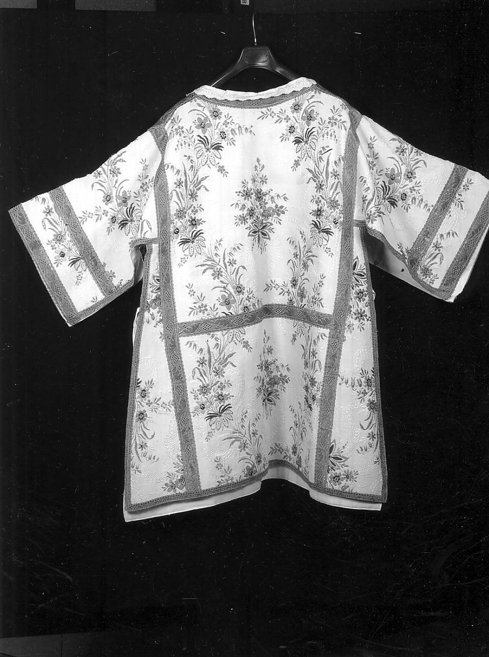 tunicella, opera isolata - manifattura calabrese (sec. XX)