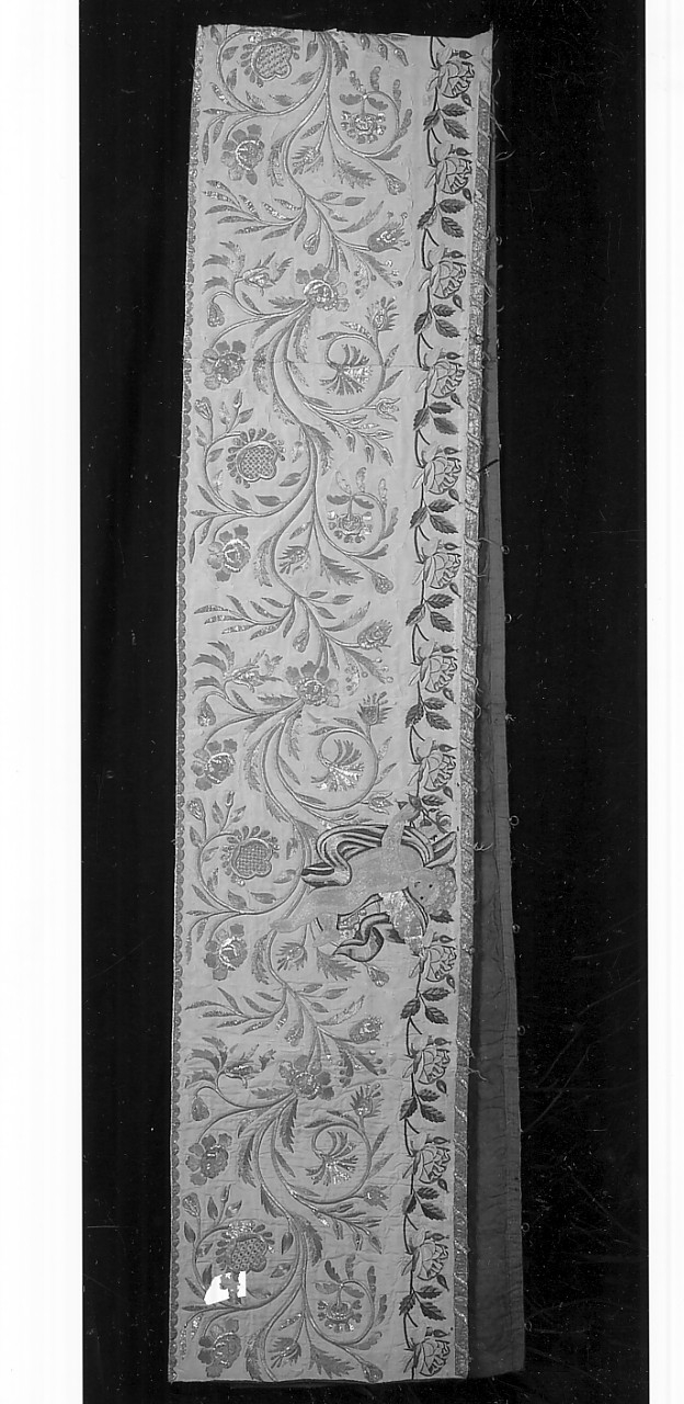 paliotto, opera isolata - manifattura catanzarese (sec. XIX)