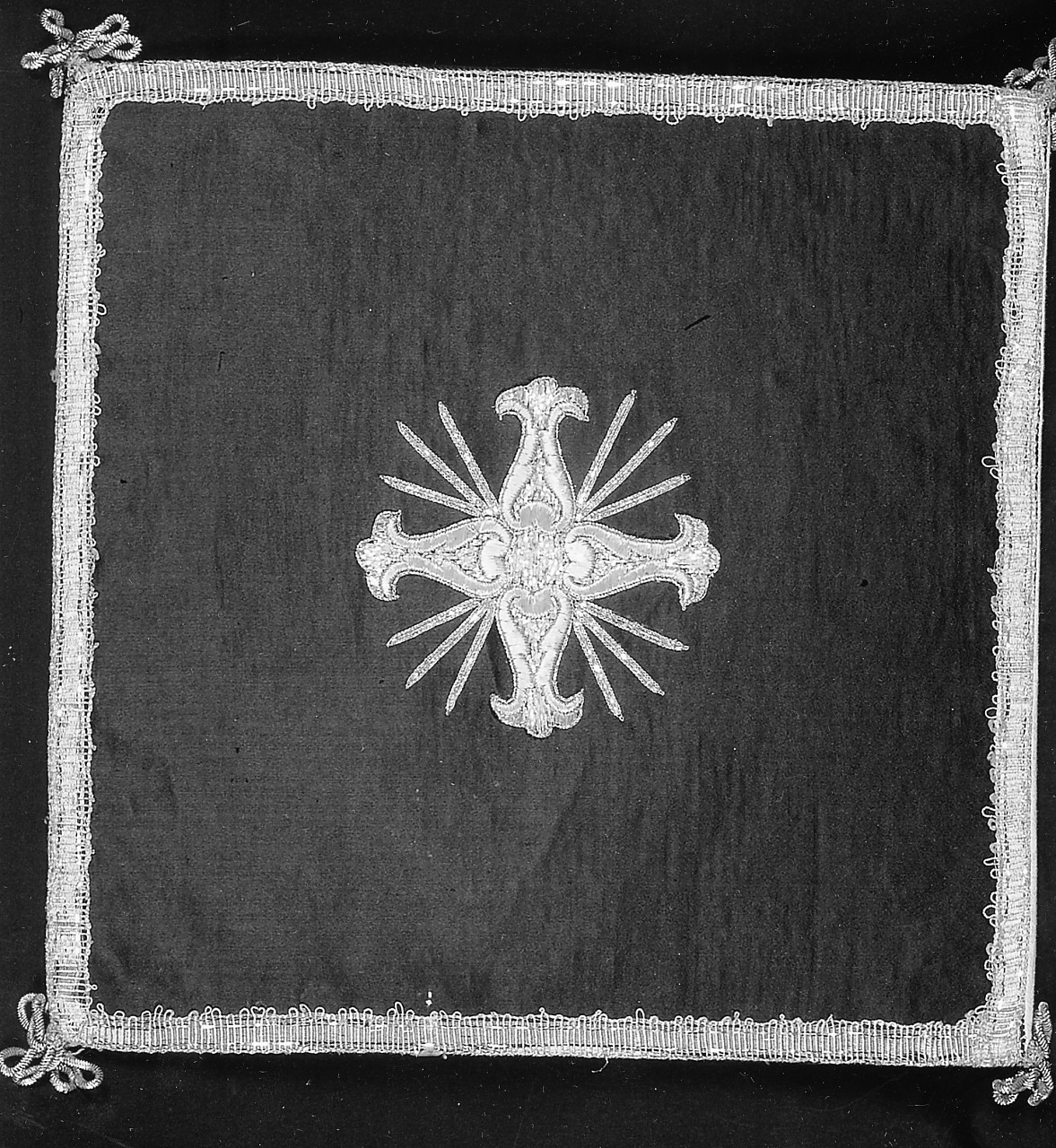 velo di calice, opera isolata - manifattura catanzarese (seconda metà sec. XX)