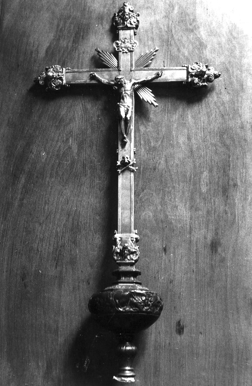 croce processionale di Licandro Eugenio (sec. XIX)