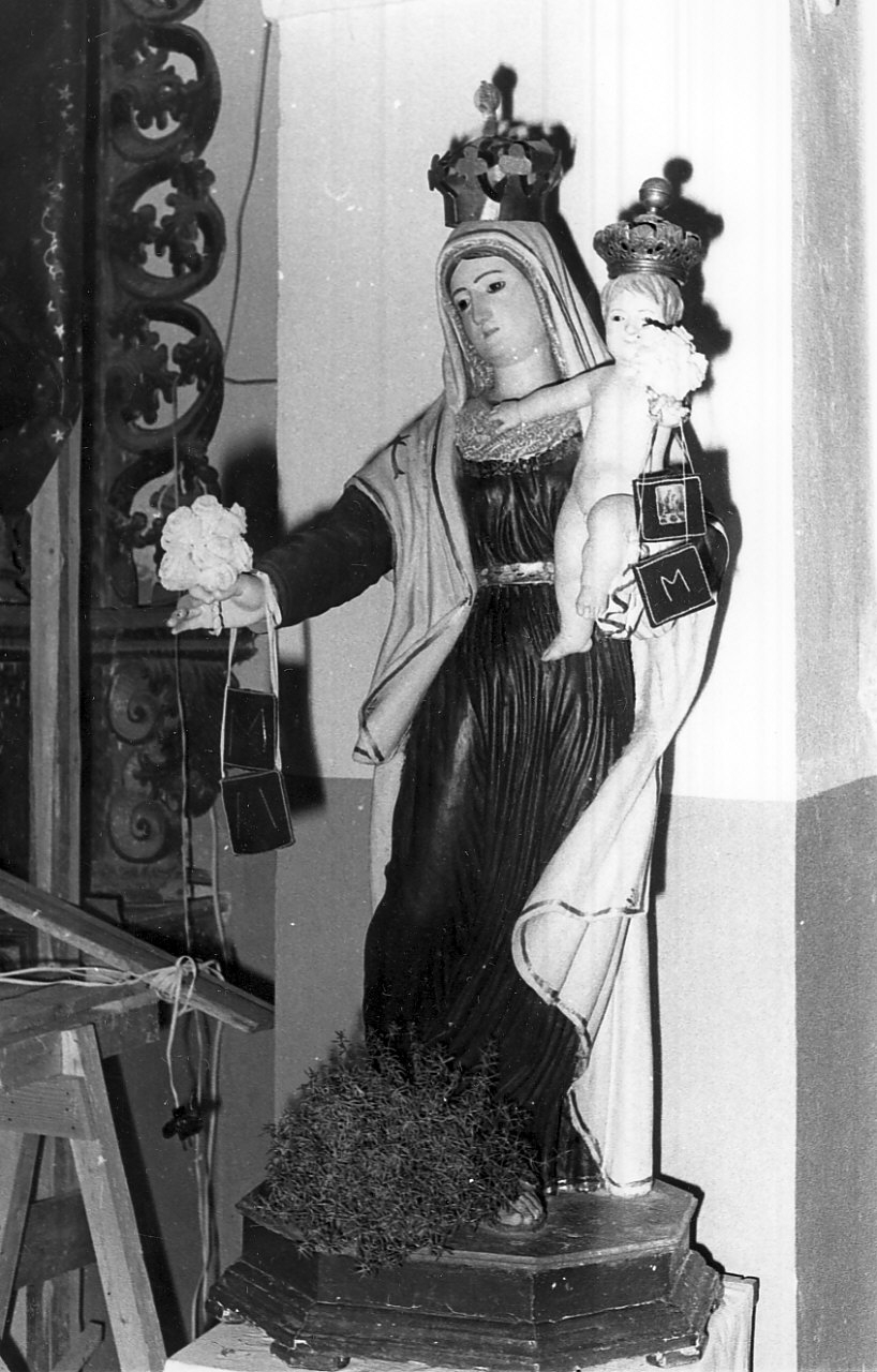 Madonna del Carmelo (statua, opera isolata) - bottega calabrese (fine/inizio secc. XIX/ XX)