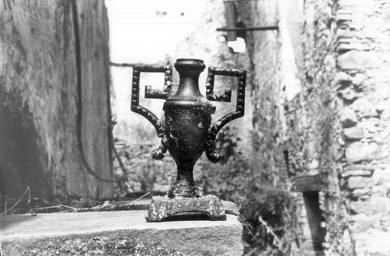 candeliere, serie - bottega calabrese (fine sec. XIX)