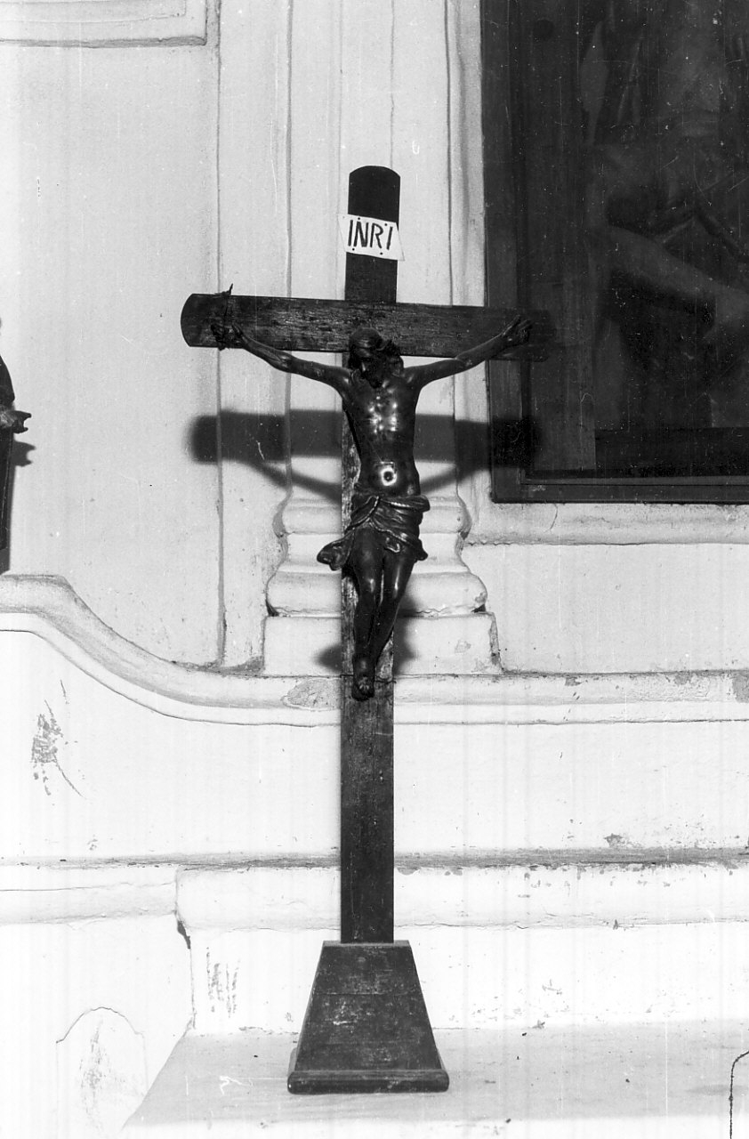 crocifisso, opera isolata - bottega calabrese (sec. XX)