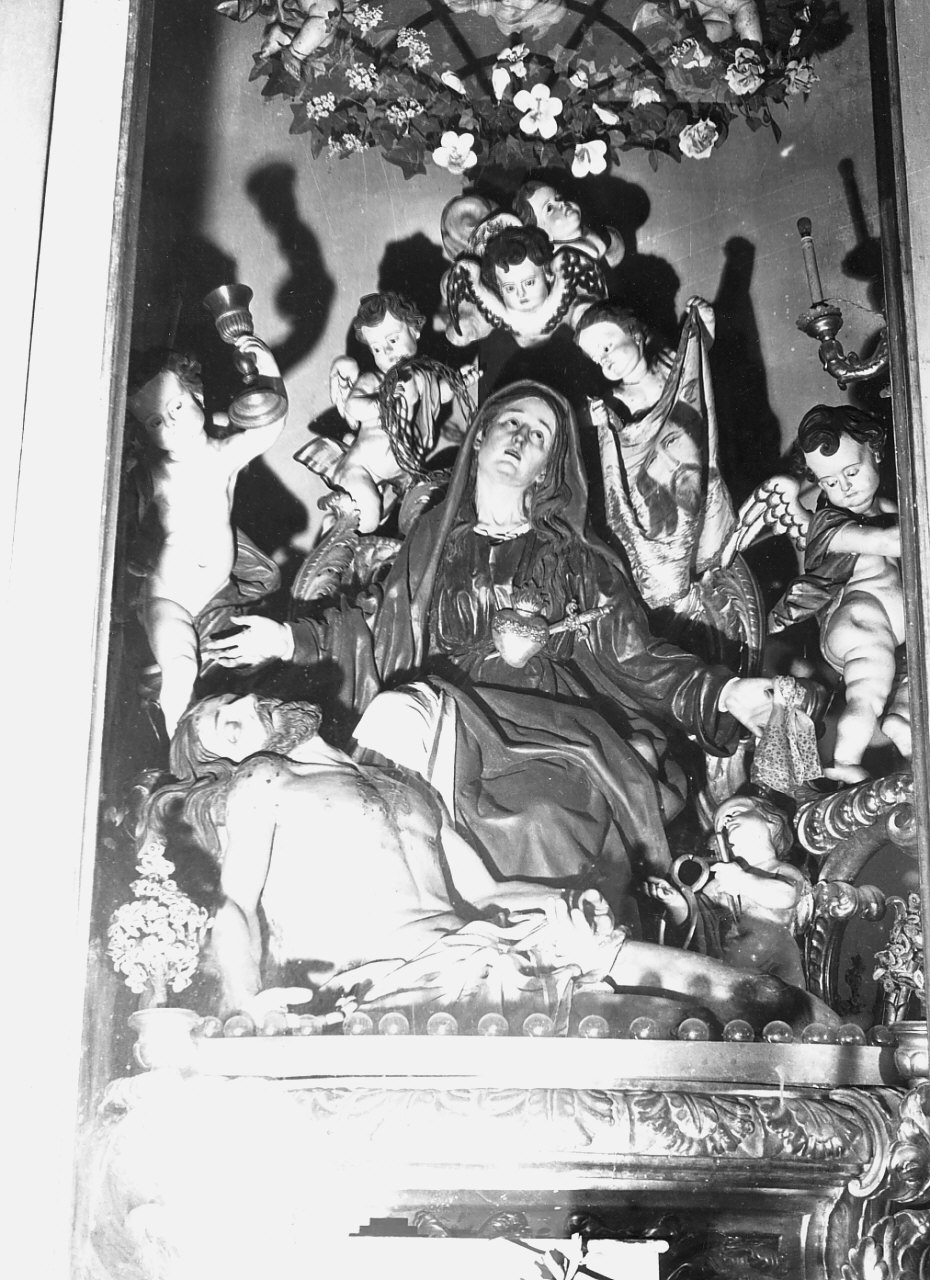 Pietà (gruppo scultoreo) di Cavaleri Giuseppe (sec. XIX)
