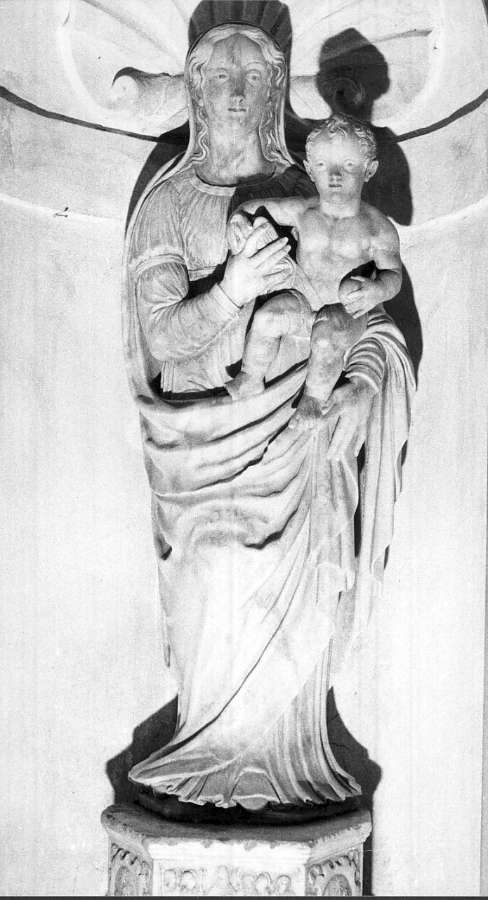 Madonna con Bambino (statua, opera isolata) di Raimo Bergantino (sec. XVI)