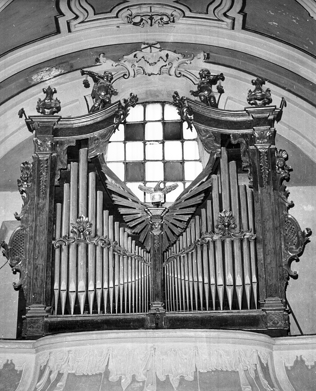 organo, opera isolata di Iorio Pasquale (sec. XVIII)