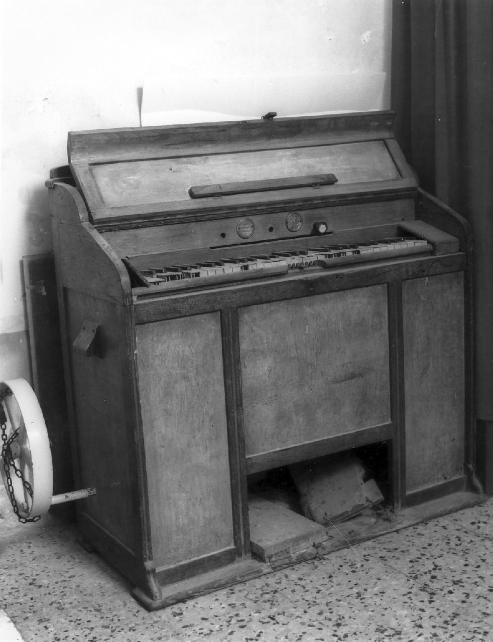 organo, opera isolata - bottega calabrese (inizio sec. XX)