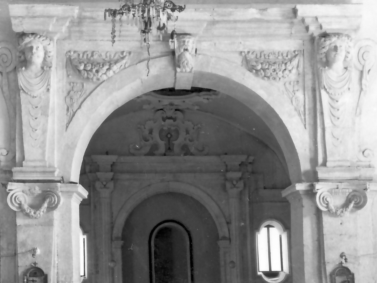 portale, opera isolata - bottega calabrese (sec. XVIII)