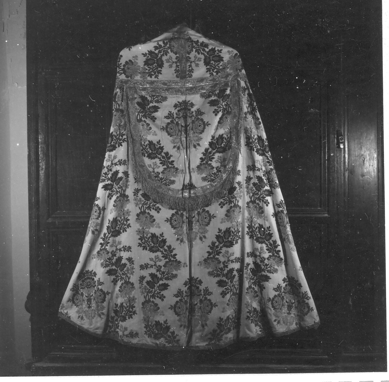 piviale - manifattura Italia meridionale (sec. XIX)