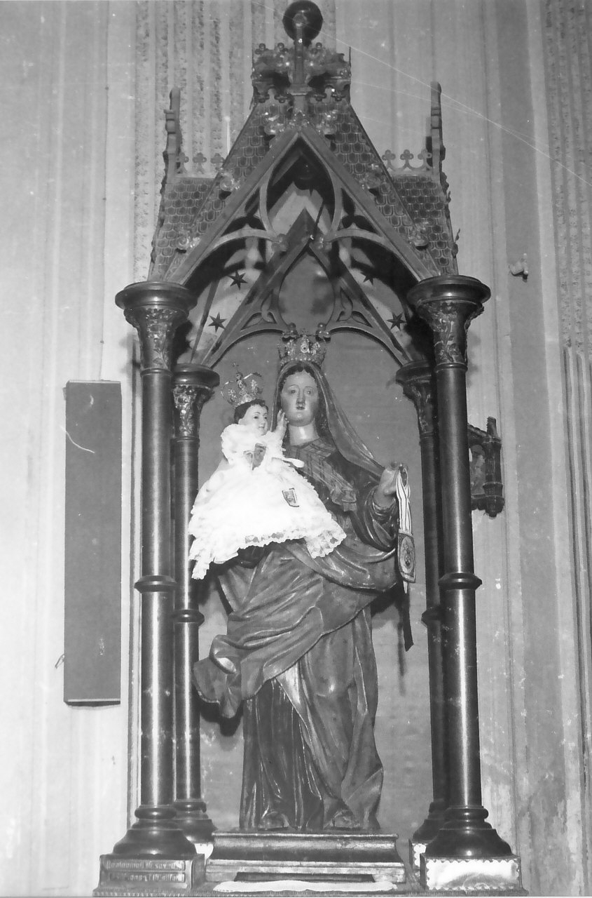 Madonna del Carmelo (gruppo scultoreo, opera isolata) - bottega napoletana (sec. XVIII)
