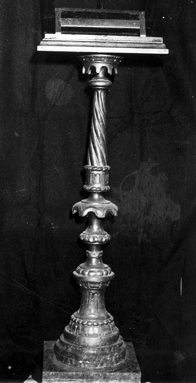 leggio, opera isolata - bottega Italia meridionale (sec. XIX)