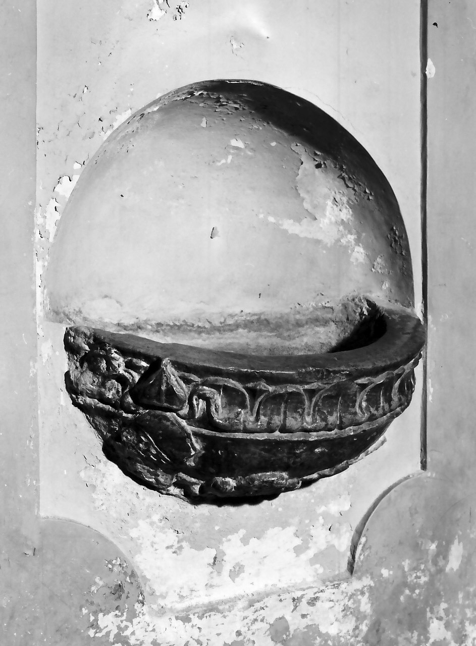 acquasantiera, opera isolata - bottega calabrese (sec. XVIII)