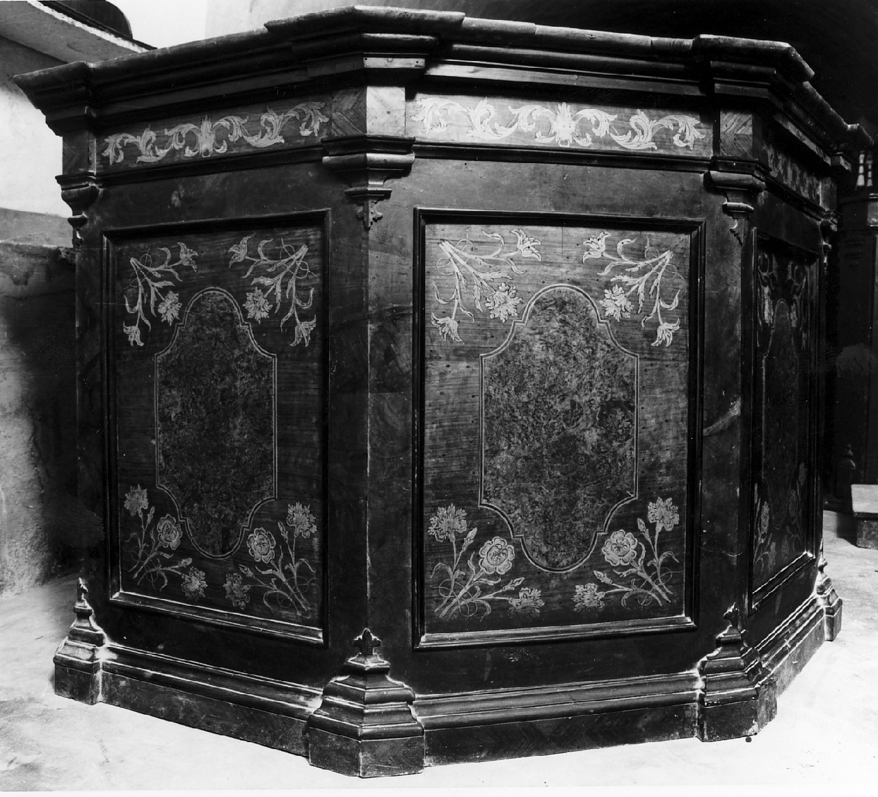 pulpito, opera isolata - bottega calabrese (sec. XVIII)