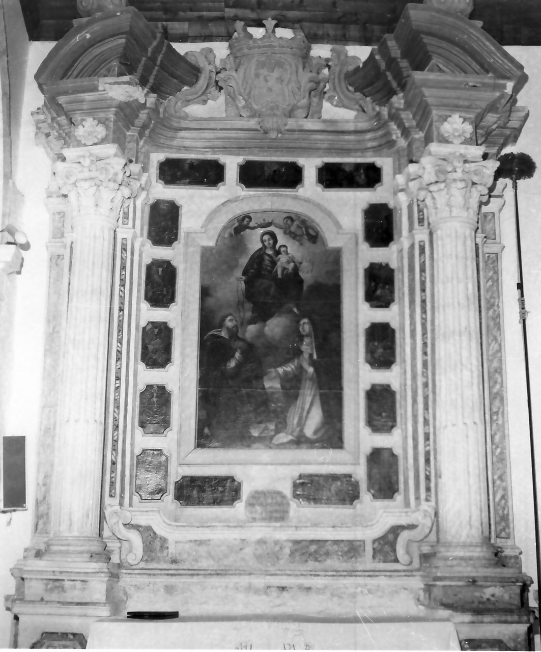 Madonna del Rosario (pala d'altare, complesso decorativo) - ambito Italia meridionale (seconda metà sec. XVIII)