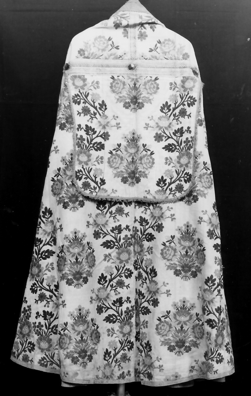 piviale - manifattura calabrese (sec. XIX)