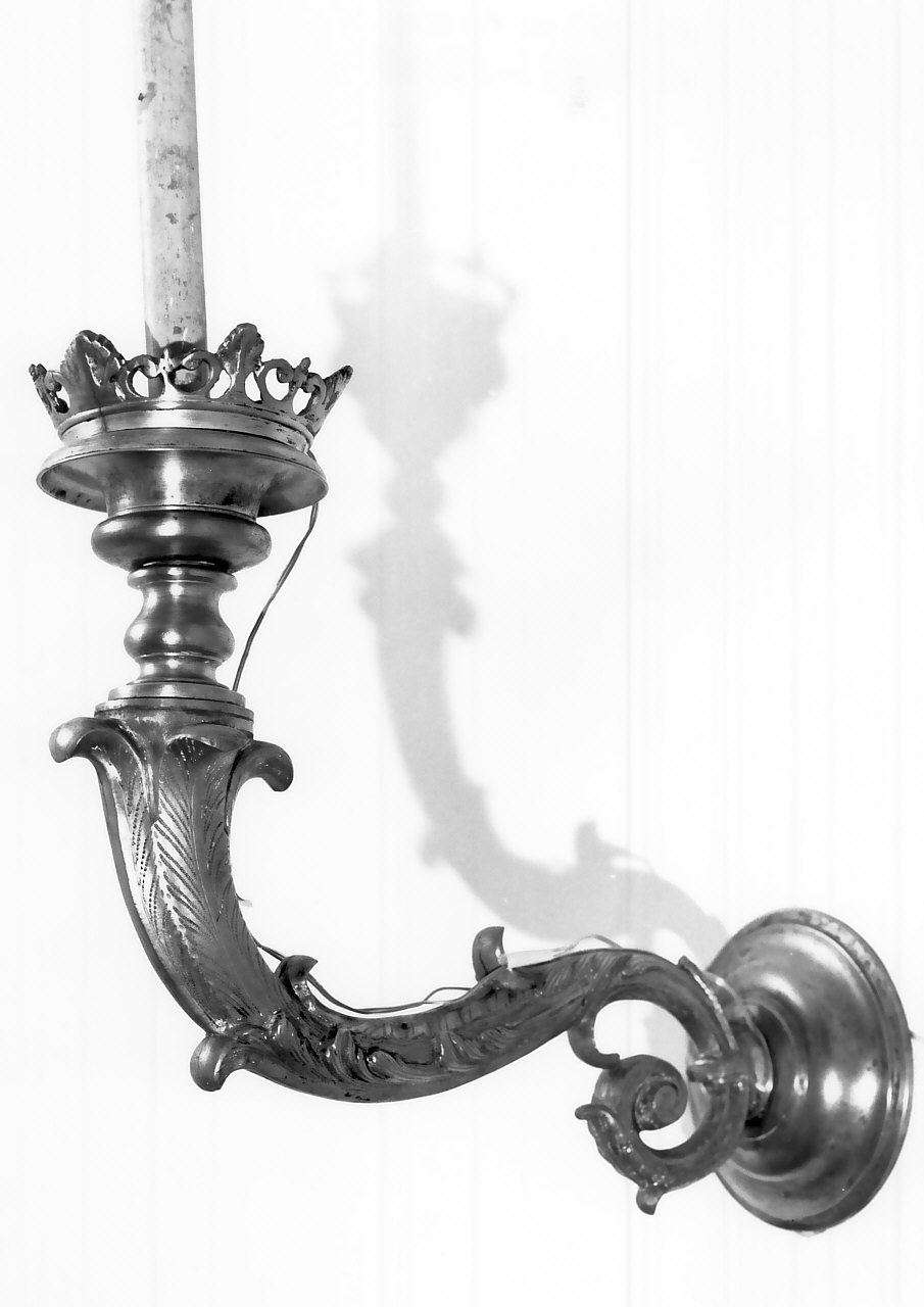 candeliere da parete, serie - bottega Italia meridionale (sec. XIX)