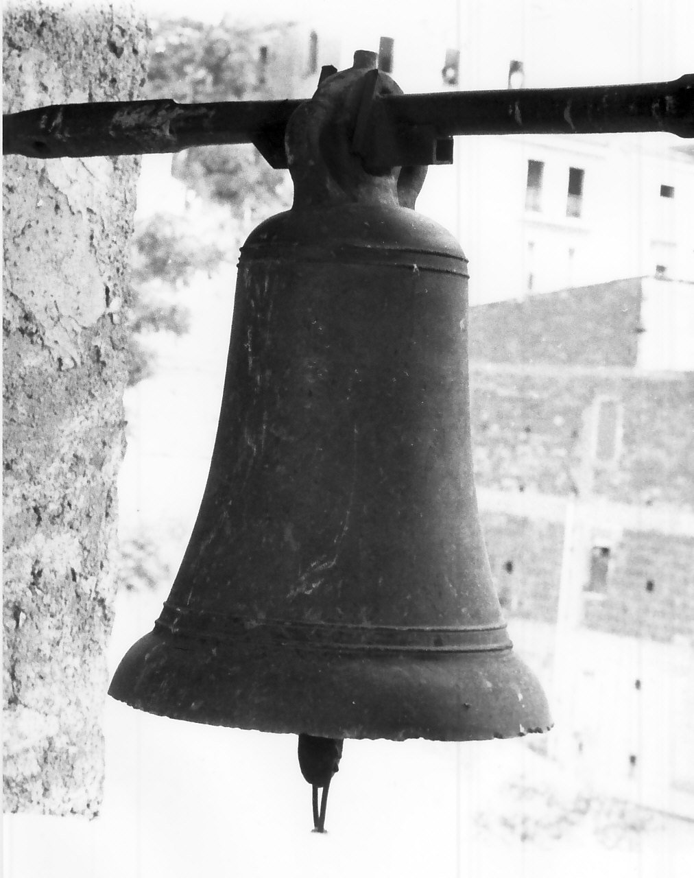 campana - bottega Italia meridionale (sec. XVIII)