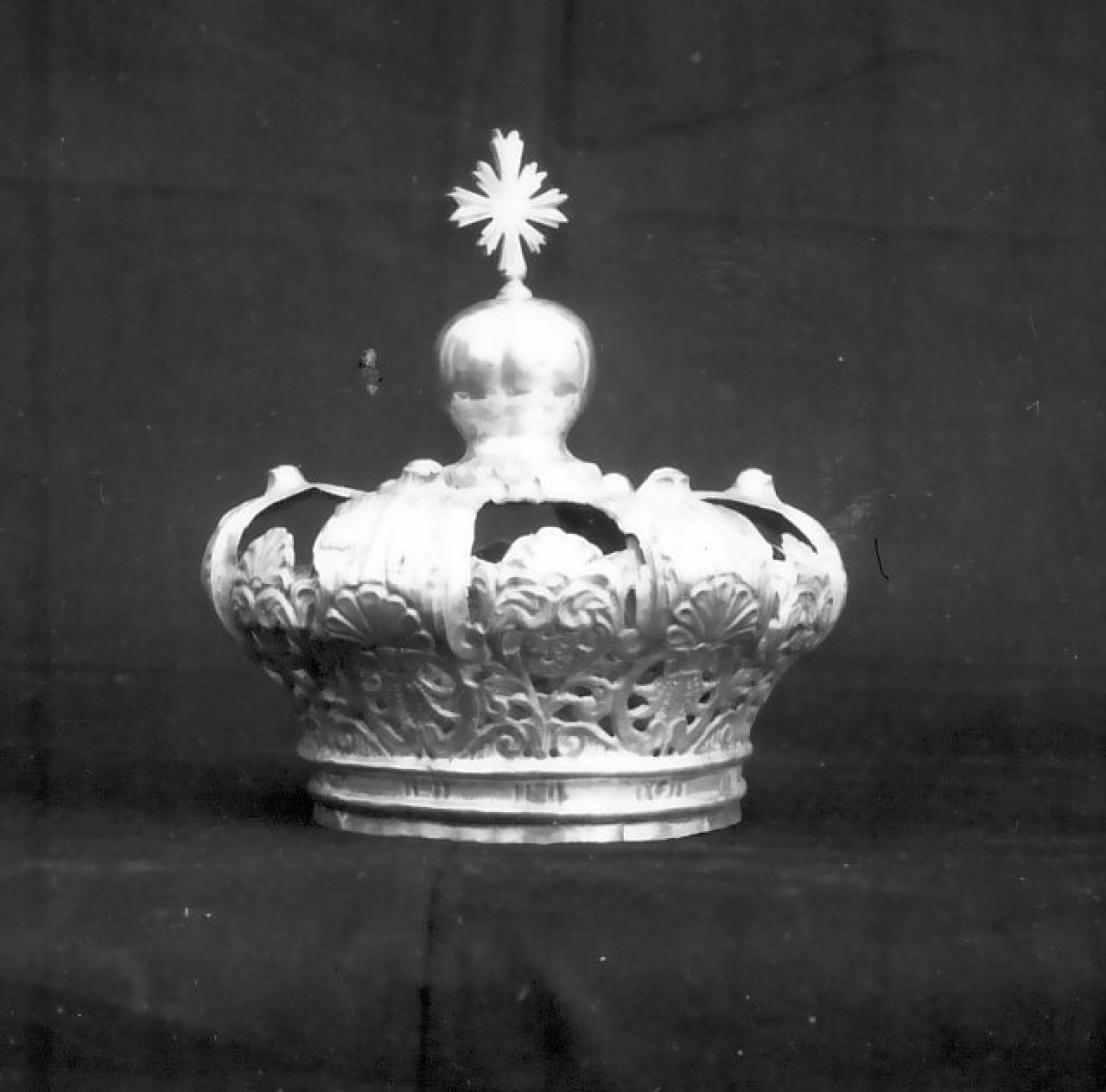 corona - bottega Italia meridionale (sec. XIX)